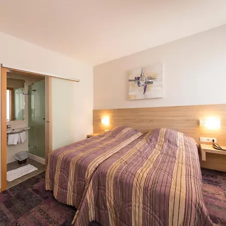 Hotel Vendome 3*