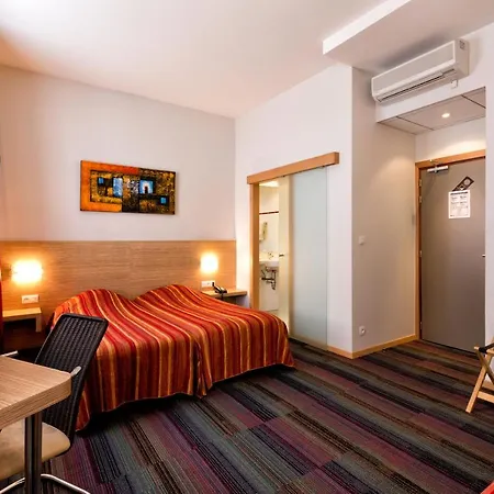 Hotel Vendome 3*